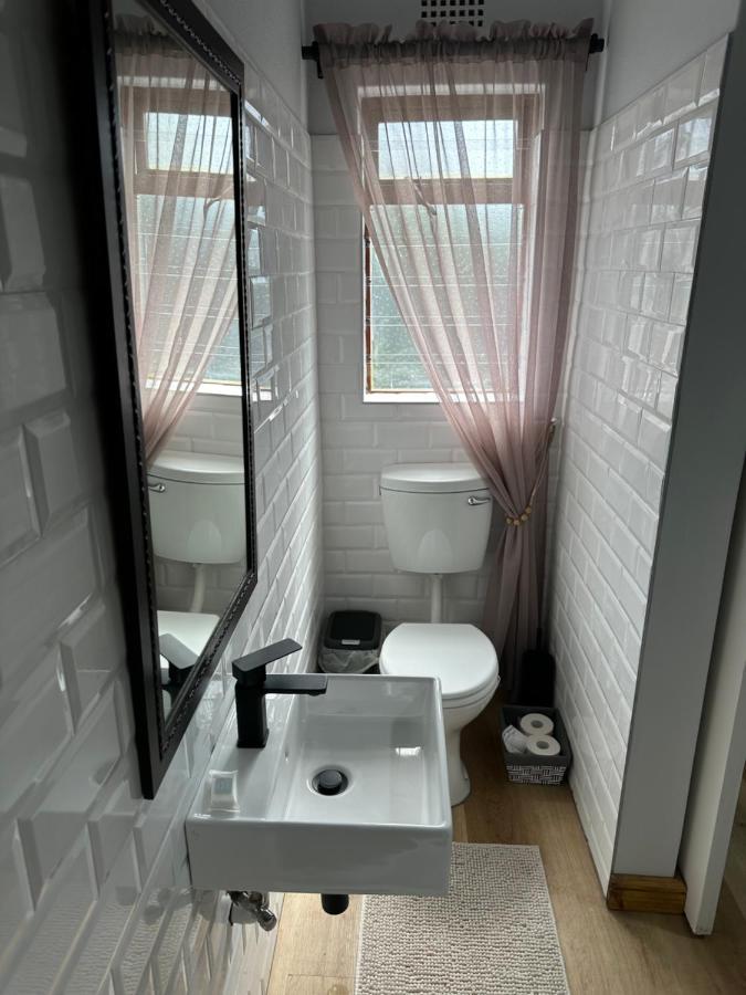 Tranquil Private Rooms הרמנוס מראה חיצוני תמונה