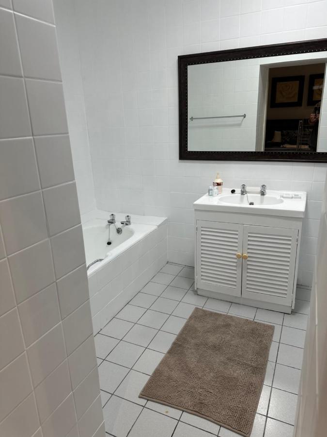 Tranquil Private Rooms הרמנוס מראה חיצוני תמונה